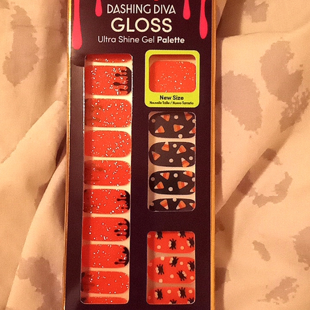 Dashing Diva Halloween Gloss Nail Strips